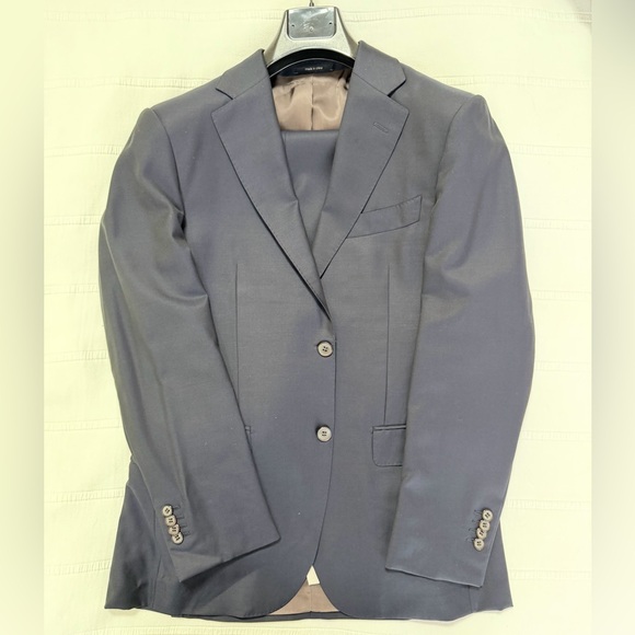 SuitSupply Men's Navy Suit 38 - Picture 2 of 14